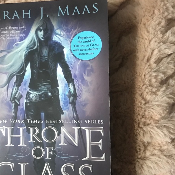 **SOLD** Throne of Glass - Picture 2 of 4